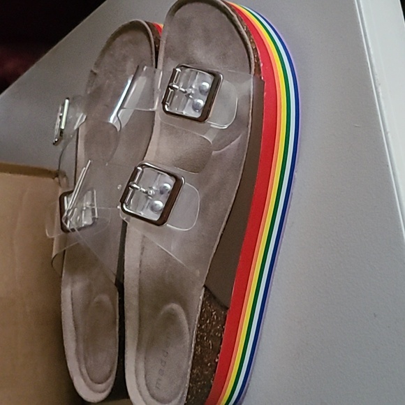 SZ 9.5 MADDEN GIRL SANDALS NEW WITHOUT BOX - Picture 4 of 4